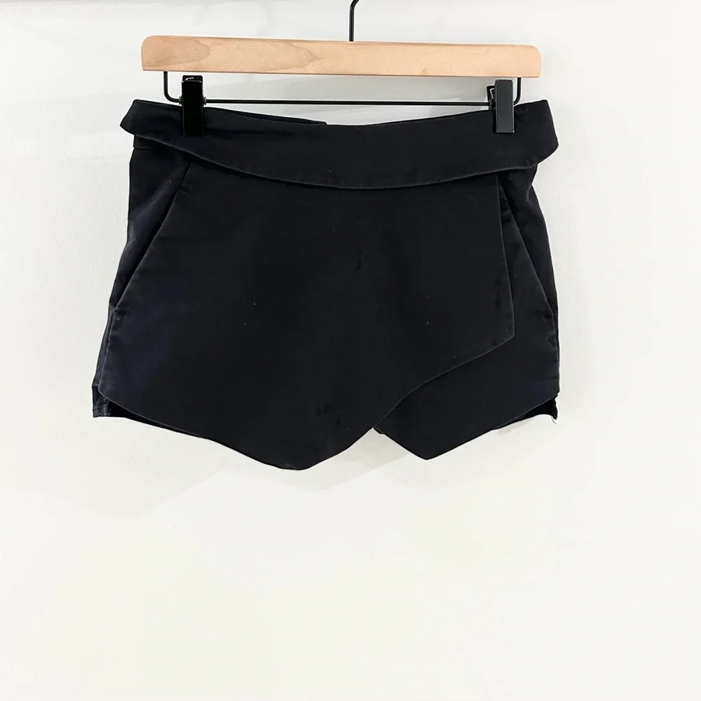 Talula Berklee Envelope Black Skort Size 0 - Picture 3 of 7